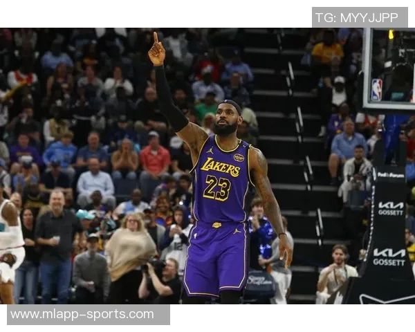 狄龙谈詹姆斯防守策略强调紧逼影响其比赛风格的重要性 狄龙谈詹姆斯防守策略强调紧逼影响其比赛风格的重要性