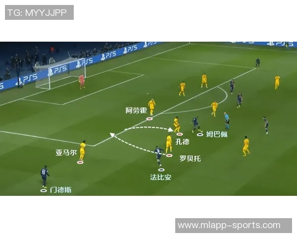 巴萨训练动态亚马尔阿劳霍积极参与奥尔莫因故缺席训练